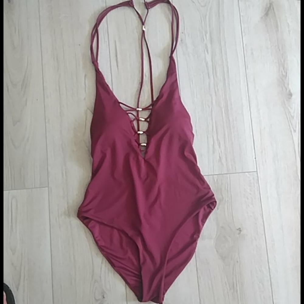 Bathing suit